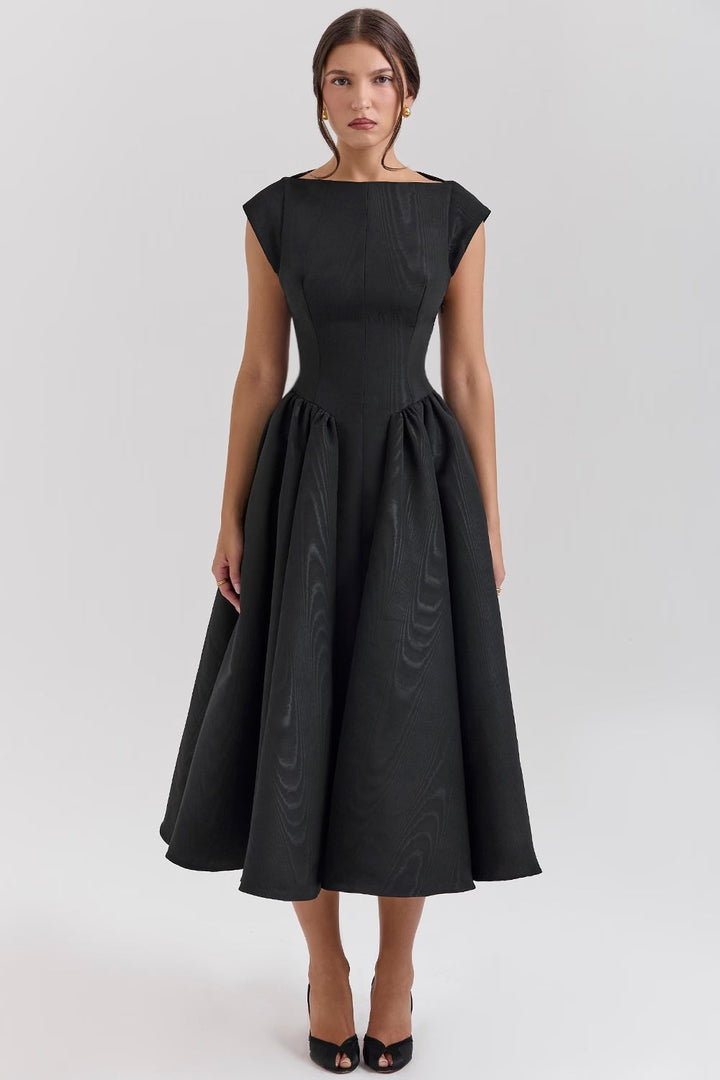 <html>Victoria – Abito Chic ed Elegante</html>
