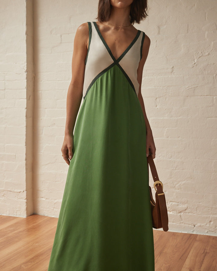 Feliciana - Abito Maxi Elegante con Scollo a V per un Look Incantevole
