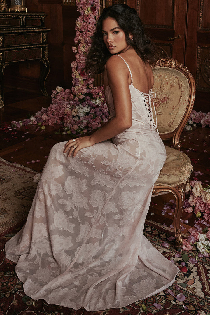 <p>Elvina - Maxi Dress Stupefacente per un Aspetto Elegante</p>