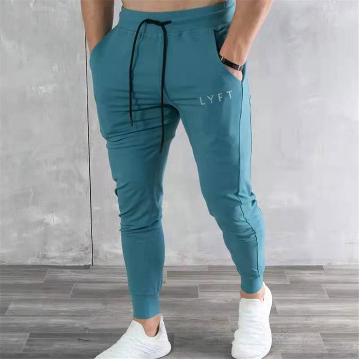 Ace - Una scarpa da corsa comoda e sportiva con tracolla elastica, ideale per gli amanti di molte attività.