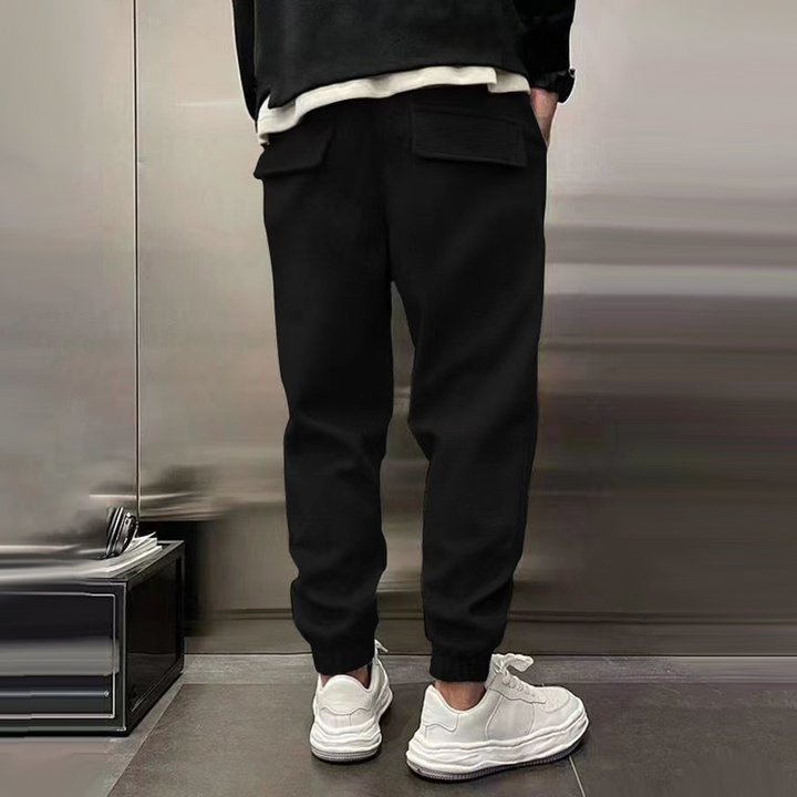 Comodi pantaloni sportivi da uomo con elastico in vita per la massima libertà di movimento