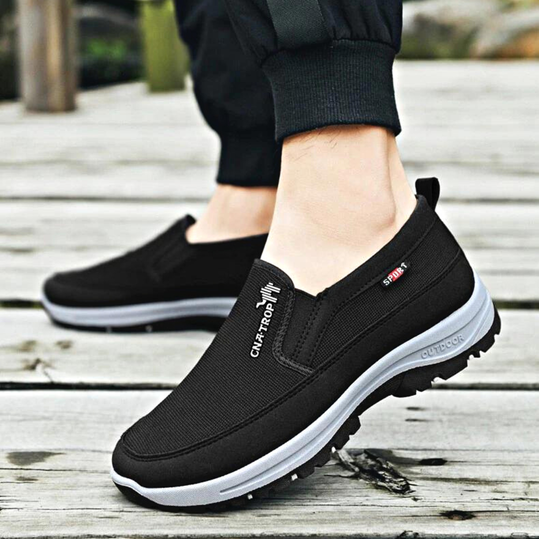 Scarpe da trekking da uomo comode e traspiranti - ideali per qualsiasi avventura