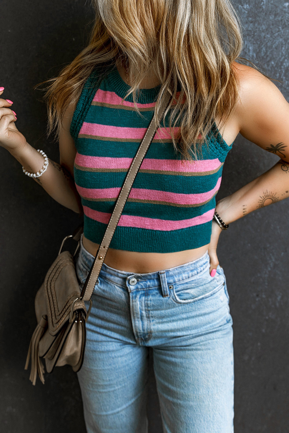 Eline - Stylish Roze Gestreept Mouwloos Gebreid Topje voor een Trendy Look