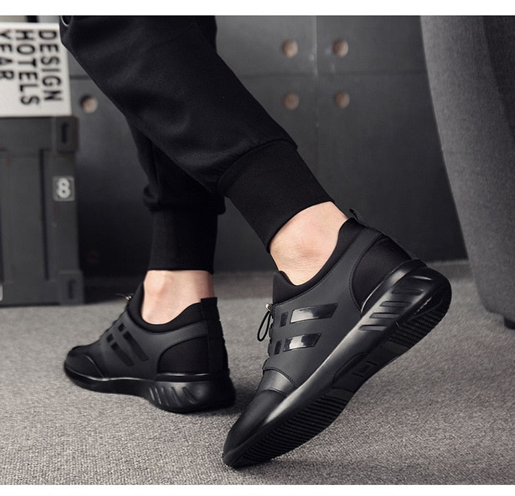 Scarpe da uomo comode e traspiranti per una calzata perfetta