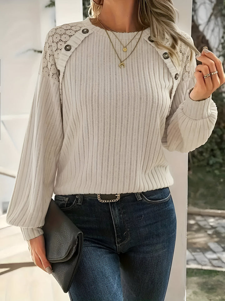 <p>Chayenne - Maglione Elegante con Seducenti Dettagli in Pizzo</p>