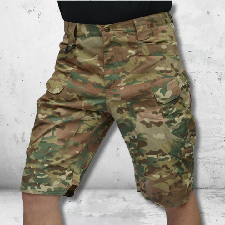 Eleganti pantaloncini cargo da uomo in stile militare - un must per le giornate estive