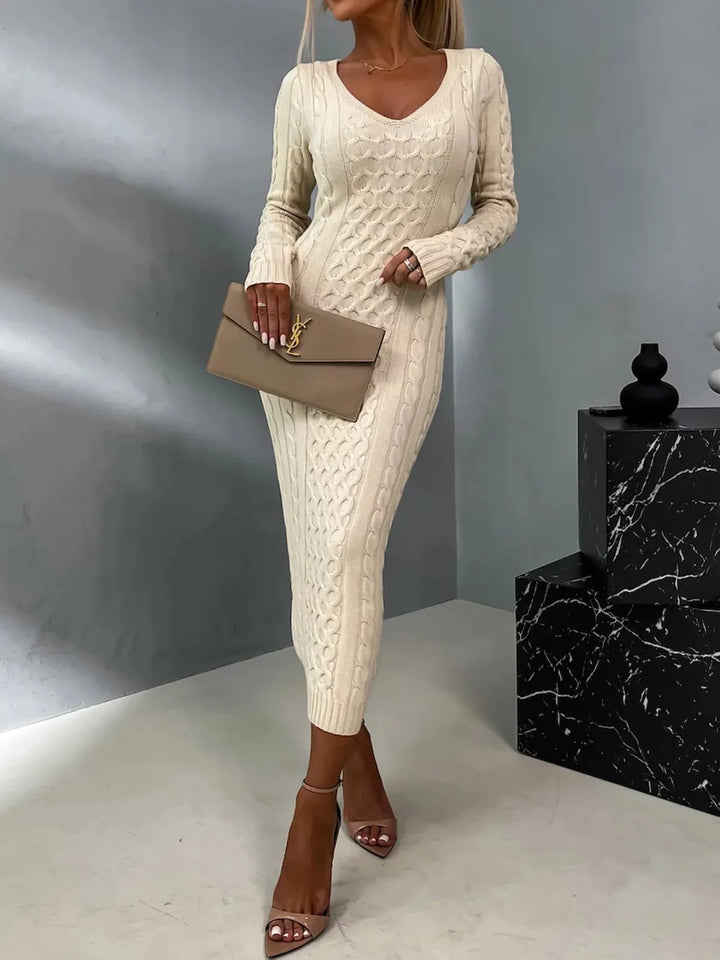 Daphne - Elegante Sweaterjurk met Fijne Kant aan de Achterkant