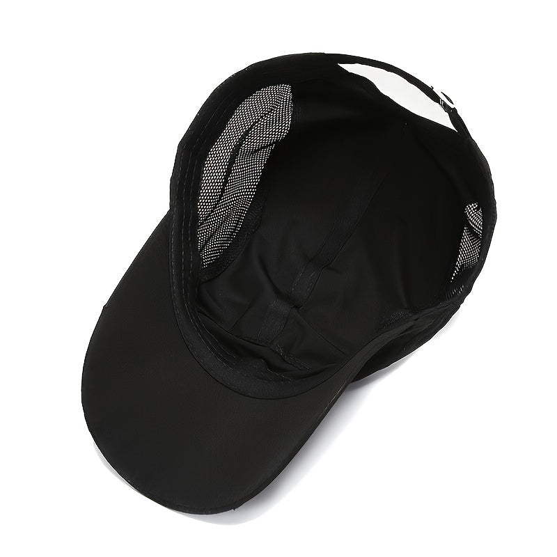 Equipaggiatevi con un berretto sportivo da uomo regolabile per il massimo comfort e uno stile moderno.
