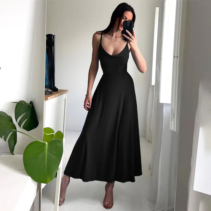 Dione - Elegante Maxi Abito con Sottile Spalline Raffinate