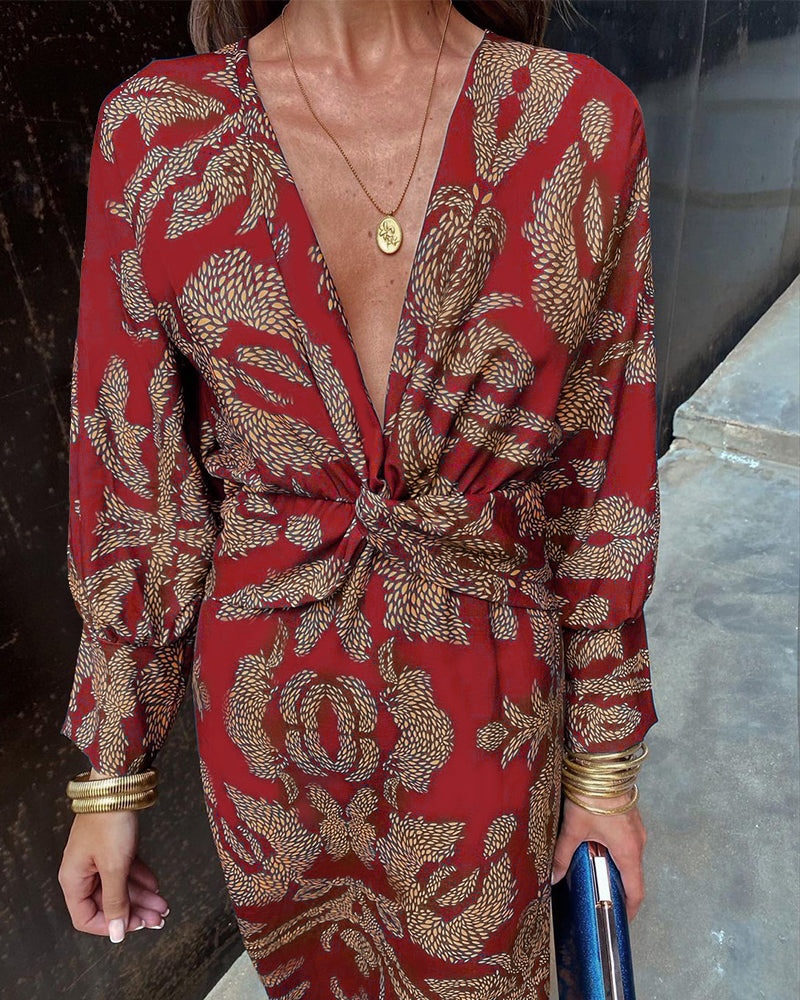<div>Luna - Abito in Seta Elegante per un Look Raffinato</div>