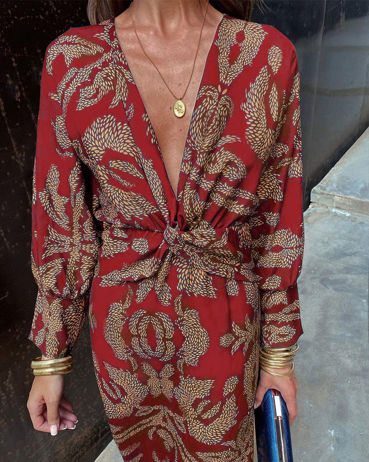 <div>Luna - Abito in Seta Elegante per un Look Raffinato</div>