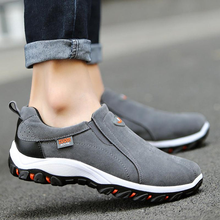 Scarpe da uomo comode e traspiranti per una calzata perfetta