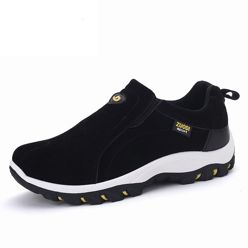 Scarpe da uomo comode e traspiranti per una calzata perfetta