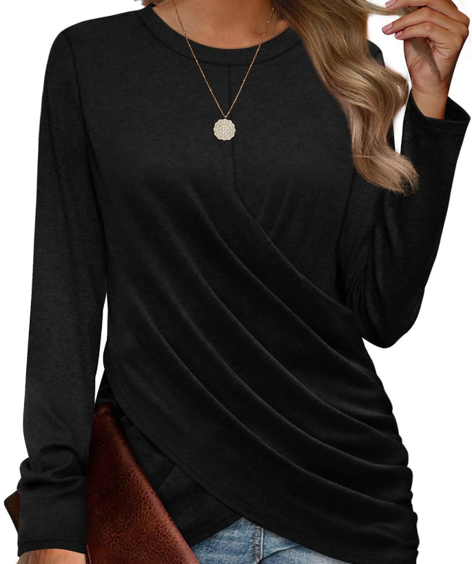 Cynthia - T-shirt dal design senza sforzo e alla moda