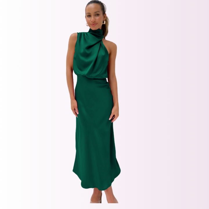 <p>Fiona | Abito da sera di lusso con un elegante colletto alto</p>