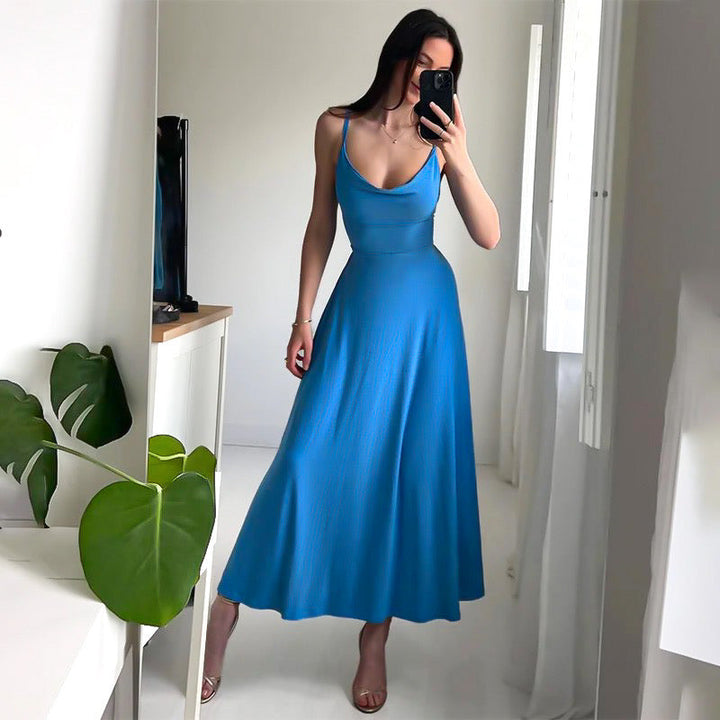 Dione - Elegante Maxi Abito con Sottile Spalline Raffinate
