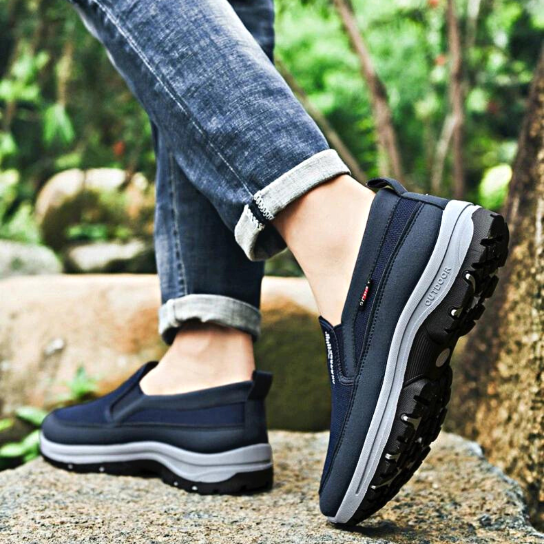 Scarpe da trekking da uomo comode e traspiranti - ideali per qualsiasi avventura