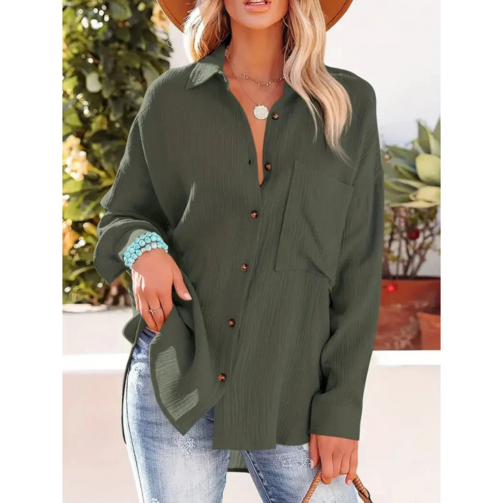 Elegante camicia da donna a maniche lunghe con chiusura classica a bottoni