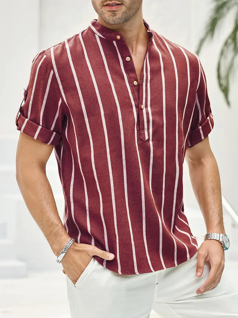 Elegante t-shirt da uomo a maniche corte a righe senza tempo
