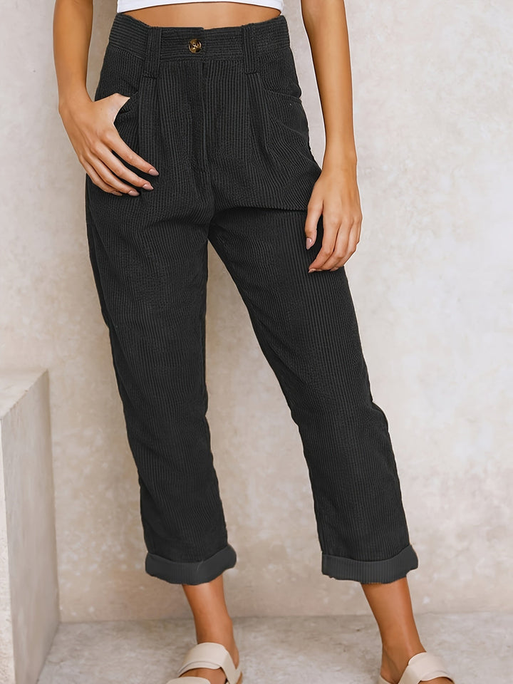 Pantaloni eleganti da donna in velluto a coste con gamba dritta - Un look classico ed elegante