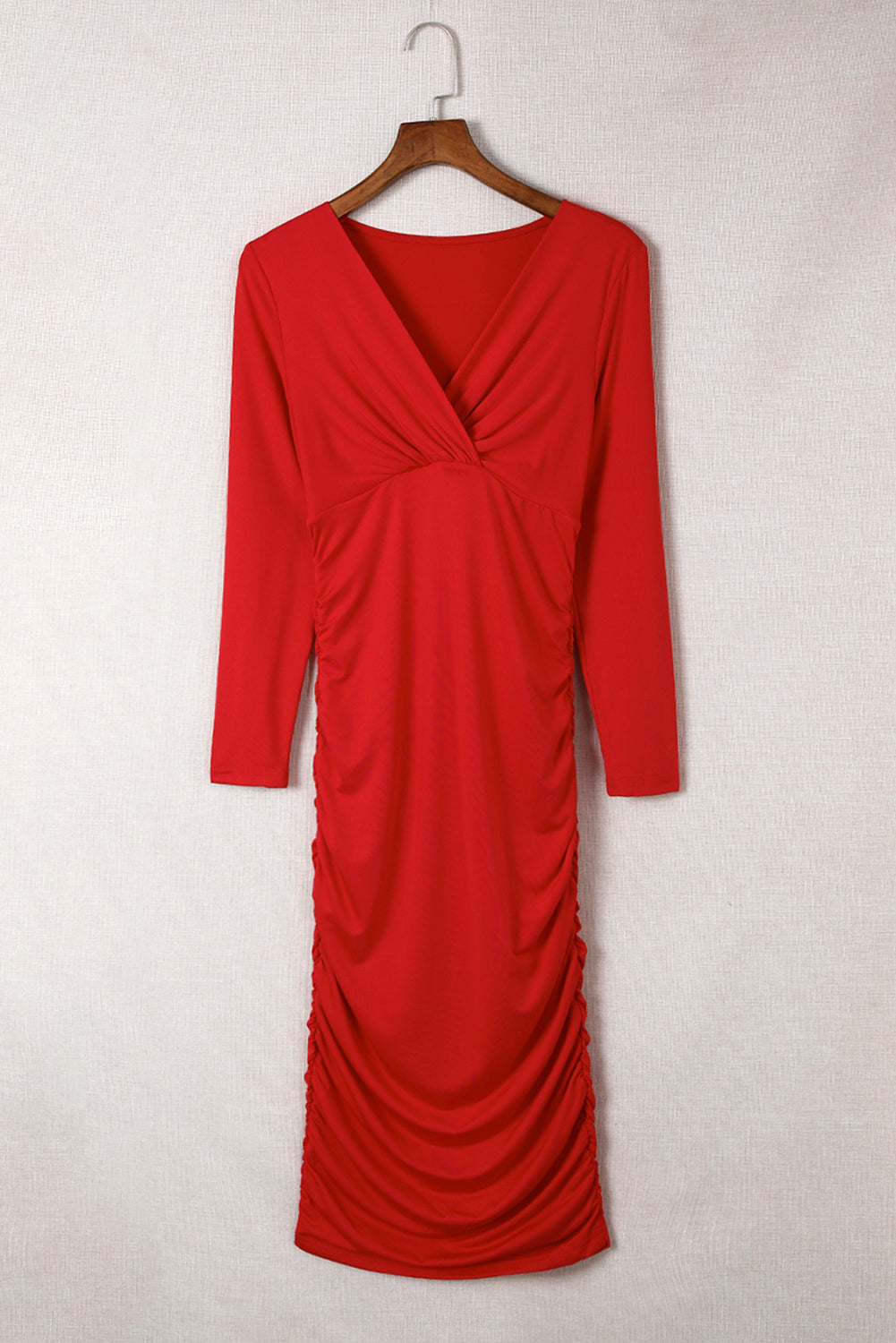 <div>Eline - Incantevole Abito Avvolgente Rosso</div>