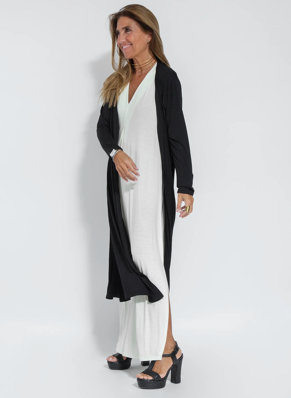 <div>Elegante Vestito Lungo con Set di Gilet Stylish di Kate</div>