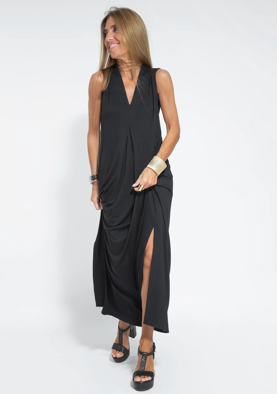 <div>Elegante Vestito Lungo con Set di Gilet Stylish di Kate</div>