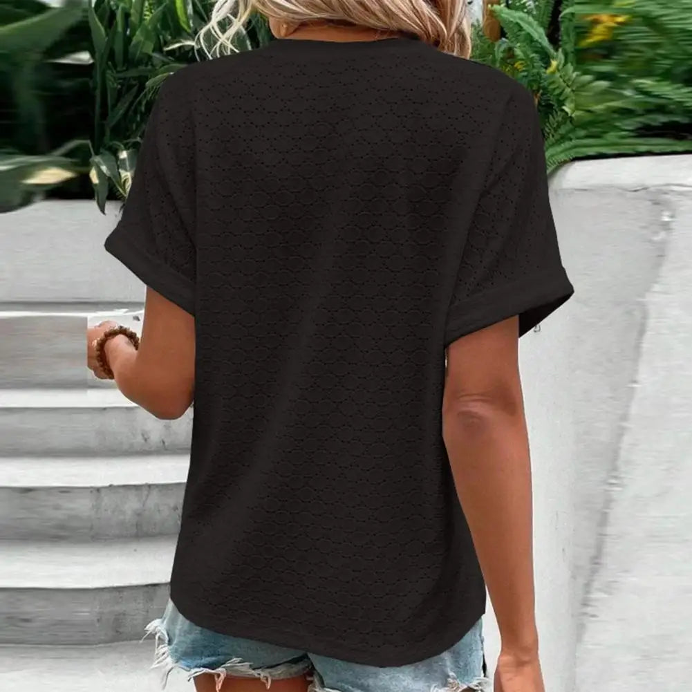Elegante top da donna con scollatura a punta - un'aggiunta elegante e alla moda a qualsiasi guardaroba
