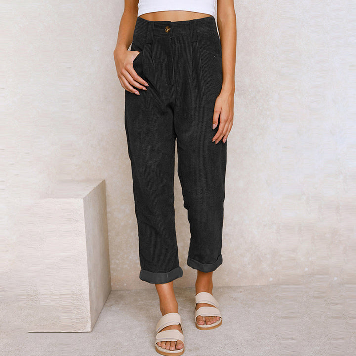 Eleganti pantaloni da donna a vita alta per un look alla moda