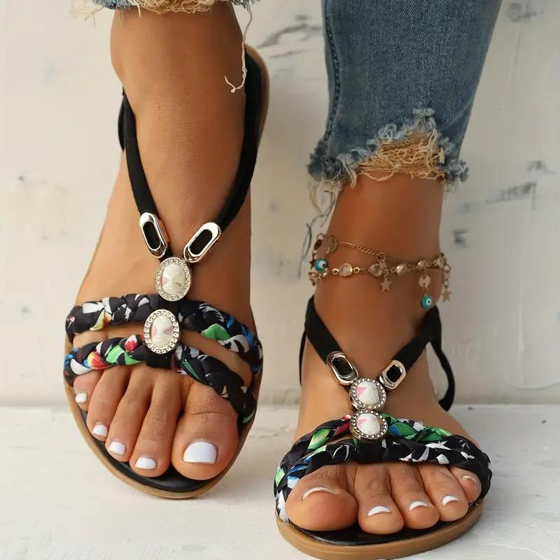 Eleganti sandali piatti da donna per il massimo comfort e stile