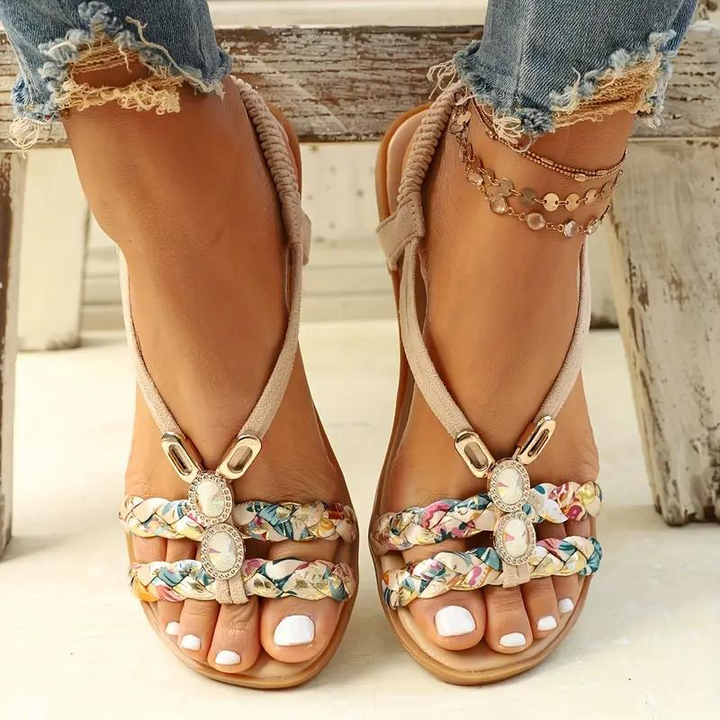 Eleganti sandali piatti da donna per il massimo comfort e stile