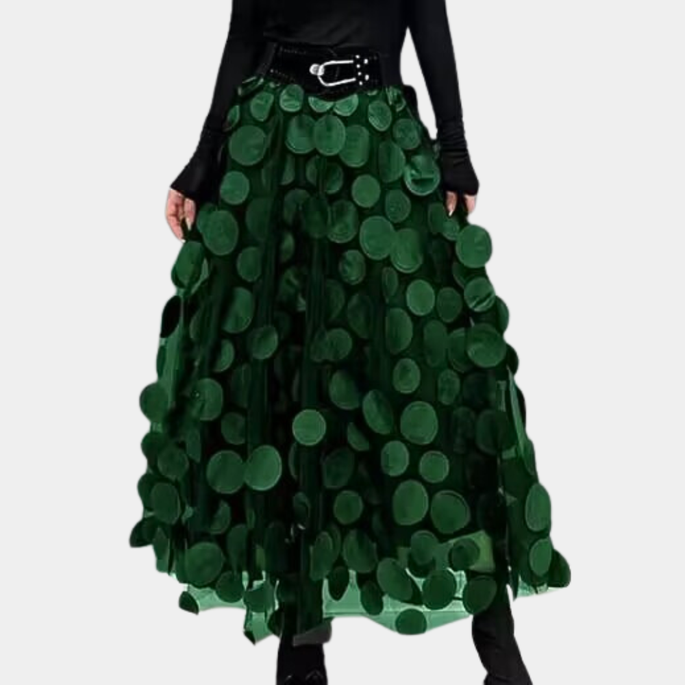 Elegante damigella d'onore con coda di cavallo e pois 3D chic - Seraphine per un ambiente moderno e alla moda