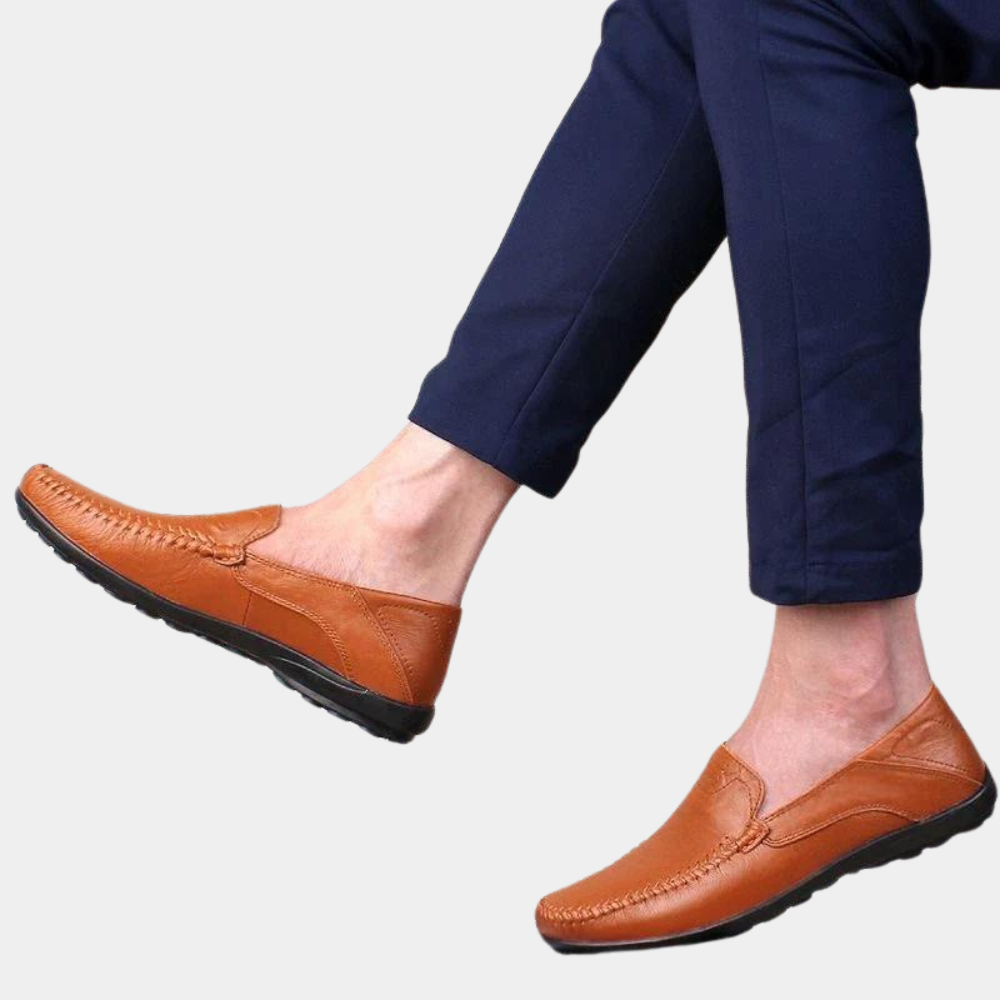 Eleganti mocassini da uomo per un look alla moda