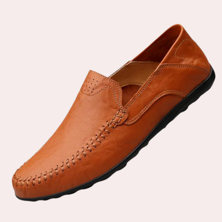 Eleganti mocassini da uomo per un look alla moda