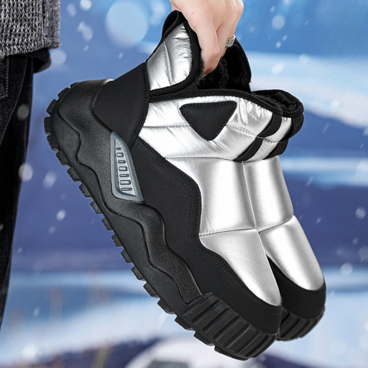 Scarpe da neve eleganti e foderate in maglia per uomo di MILANI