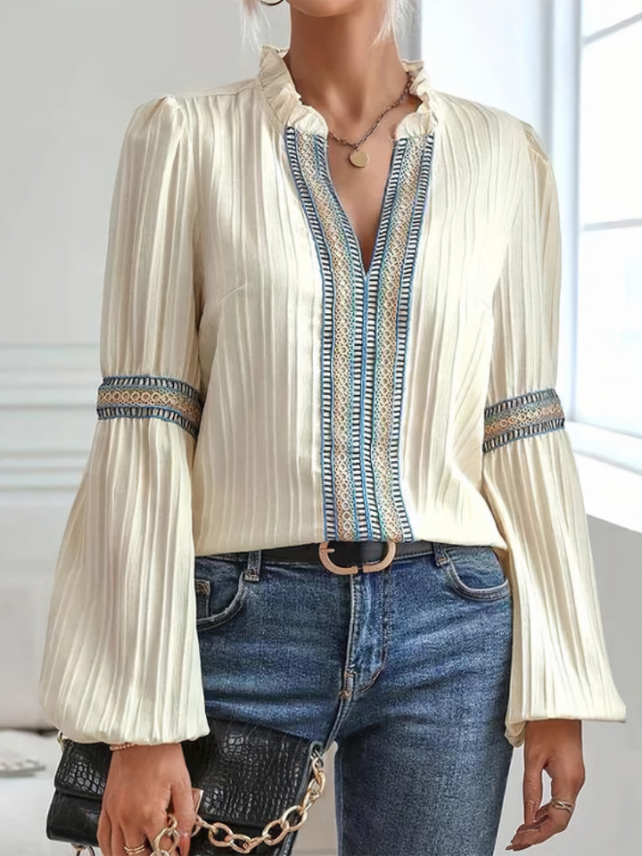 <html><body><p>Havisa - Blusa elegante con bordi sofisticati</p></body></html>