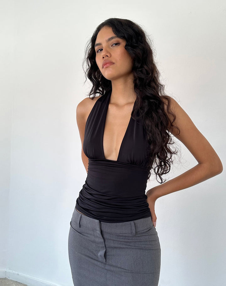 <div>Gaelle - Top raffinato con profondo scollo a V seducente</div>