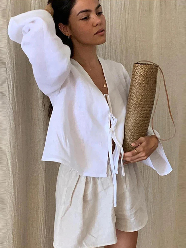 Dahlia - Elegante Blusa in Lino con Raffinati Dettagli a Fiocco