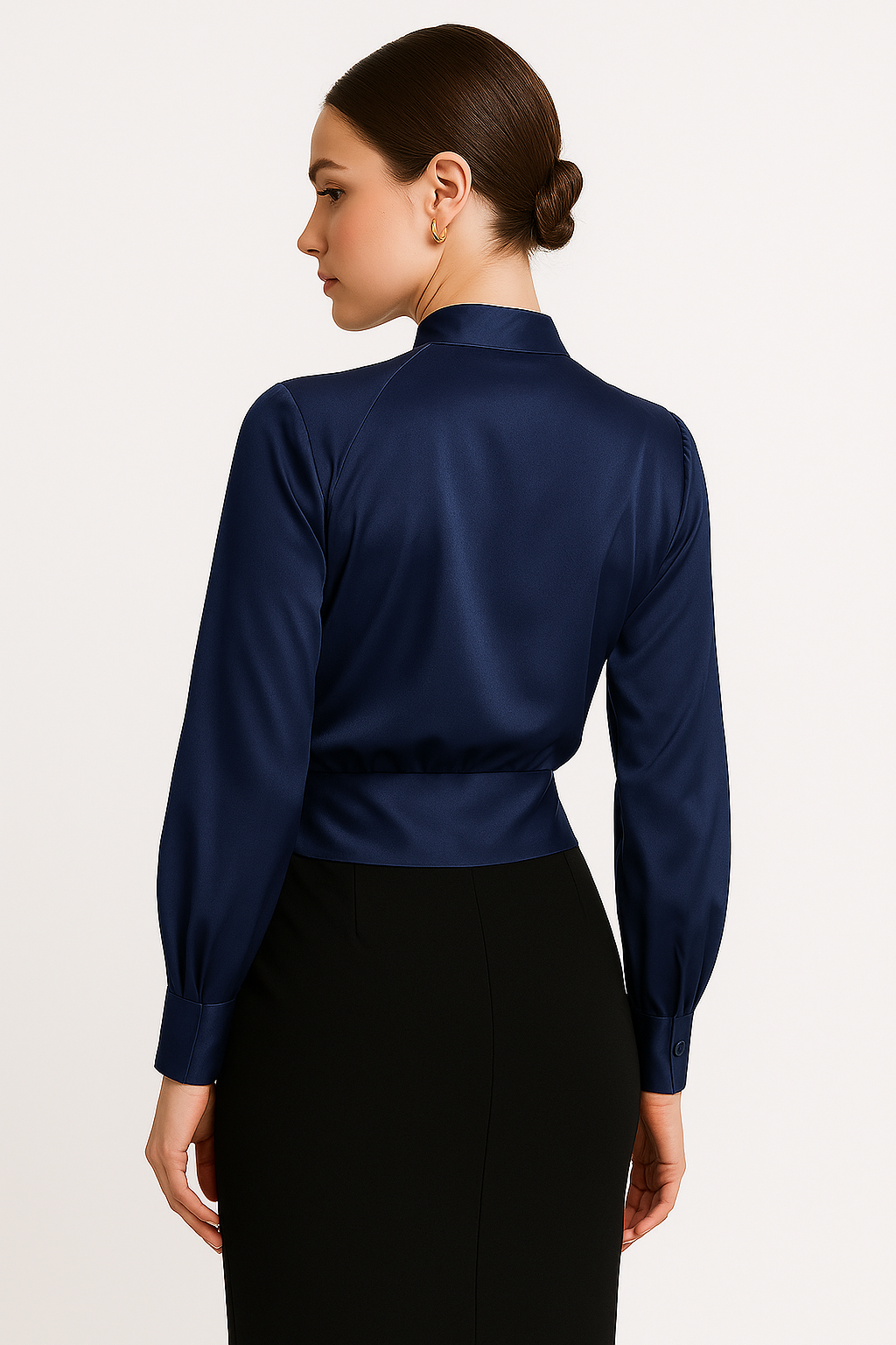 <p>Celeste – Blusa in Raso di Lusso per un Look Elegante</p>