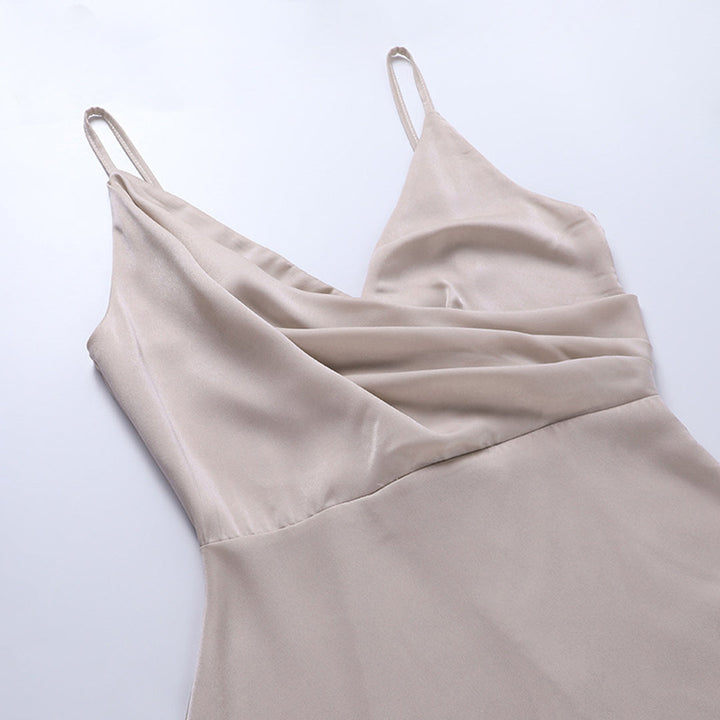<html>
<body>
<p>Ziena - Abito elegante e confortevole con una seducente alta spacco.</p>
</body>
</html>