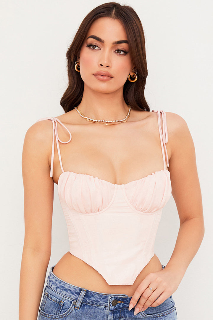 <html>
<p>Indira - Elegante top in chiffon con corsetto per un tocco di raffinatezza.</p>
</html>