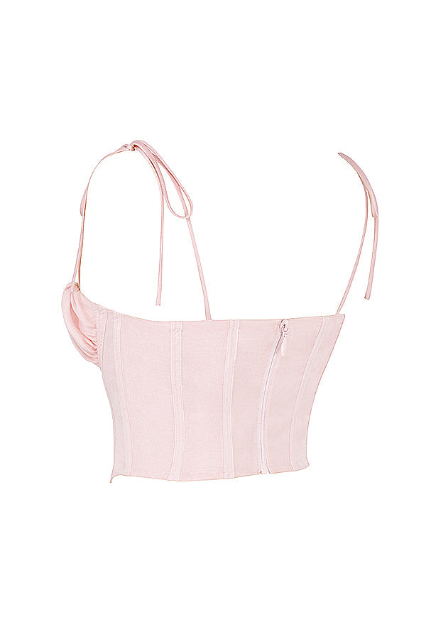 <html>
<p>Indira - Elegante top in chiffon con corsetto per un tocco di raffinatezza.</p>
</html>