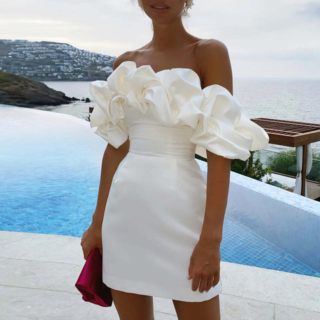 Estelle - Abito in Raso Off-Shoulder Elegante per un Look Raffinato