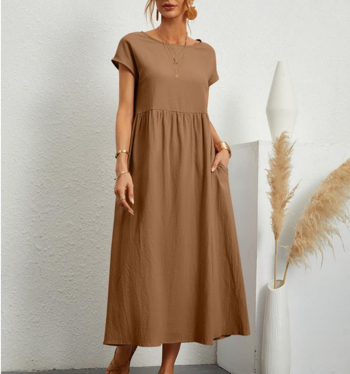 <html><body>Elara - Abito Estivo Elegante con Taglio Libero di Lusso</body></html>