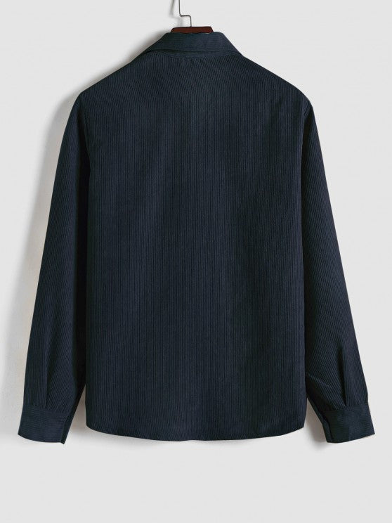Camicia da uomo in velluto a coste - un look comodo ed elegante con maniche lunghe