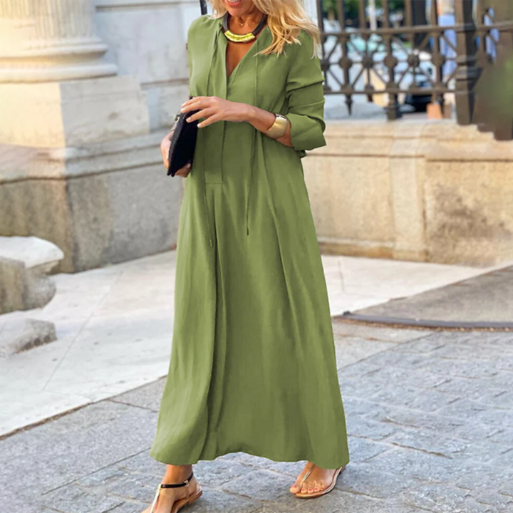 Maxi abito da donna elegante e alla moda per le occasioni speciali
