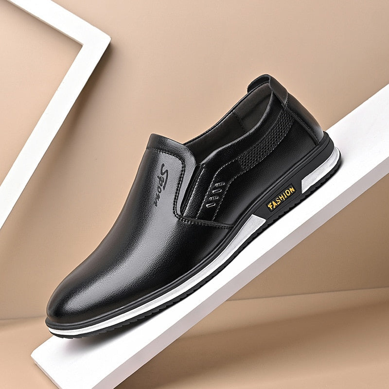 Eleganckie męskie skórzane buty w uniwersalnych kolorach - idealne na każdą okazję