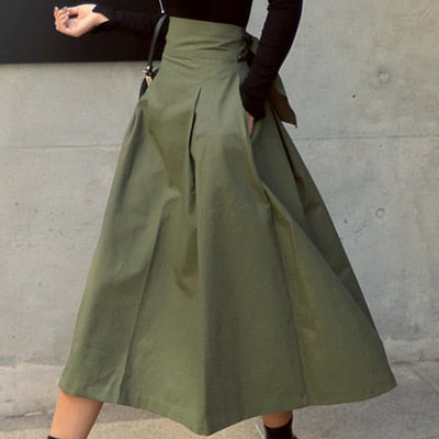 Gonna lunga da donna elegante e raffinata, ideale per donne sicure di sé