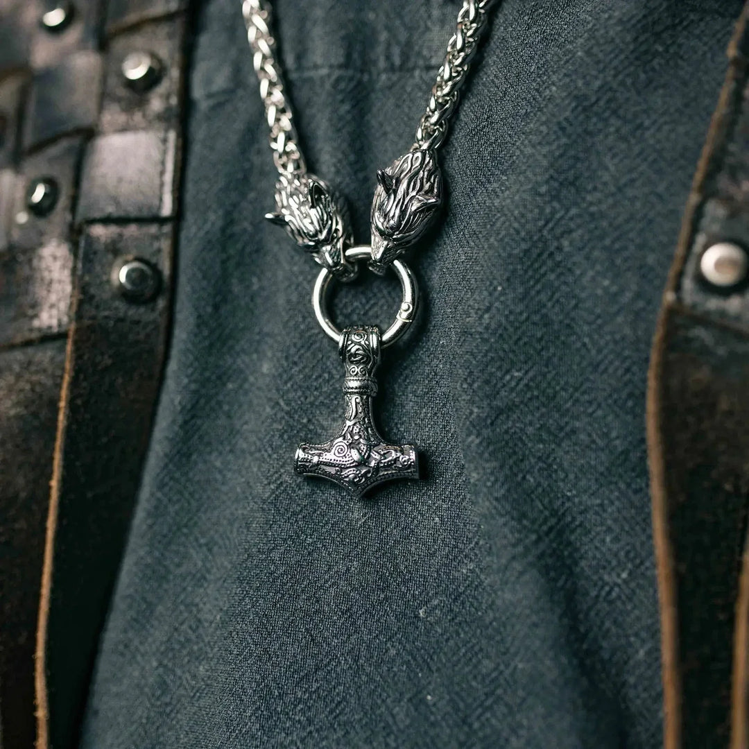Wytrzymały naszyjnik męski Viking Protection – wyjątkowa ochrona i niepowtarzalny styl