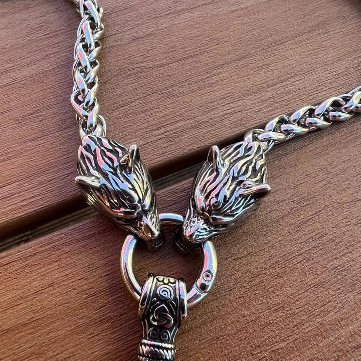 Wytrzymały naszyjnik męski Viking Protection – wyjątkowa ochrona i niepowtarzalny styl